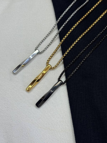 گردنبند مردانه و زنانه استیل مدل مکعب | طراحی مینیمال و رنگ ثابت